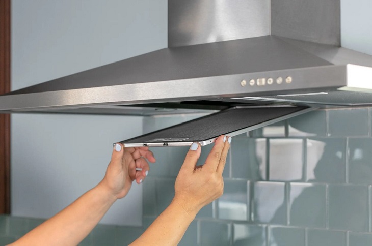 5 lý do nên mua ngay máy hút mùi cho gian bếp nhà mình > Sử dụng đơn giản và dễ dàng vệ sinh