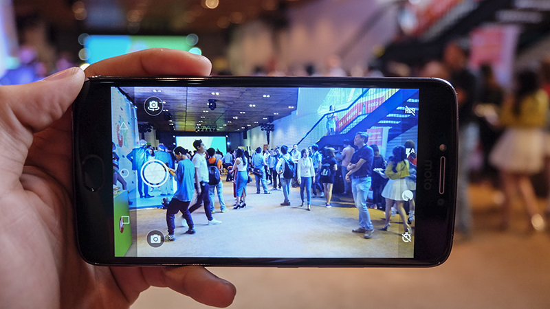 trên tay Moto E4 Plus, C Plus, C