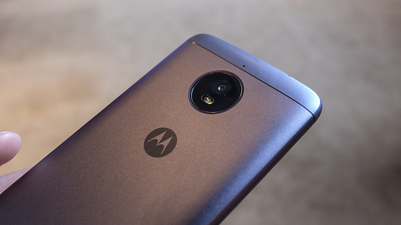 Trên tay Moto E4 Plus, C Plus, C