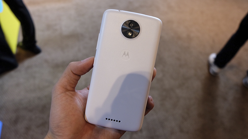 Trên tay Moto E4 Plus,Moto C Plus,Moto C