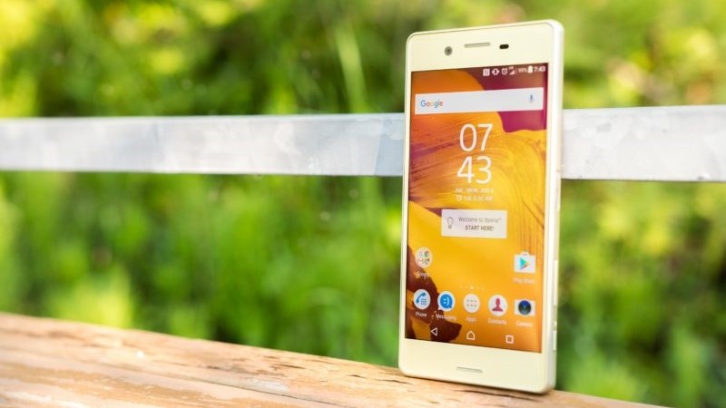 Xperia X camera 23MP, RAM 3GB, ROM 64GB giá từ 4 triệu có ngon hơn Bphone không nhỉ?