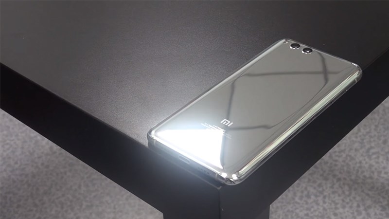 Xiaomi Mi 6 phiên bản Silver Edition Xiaomi Mi 6 phiên bản Silver Edition