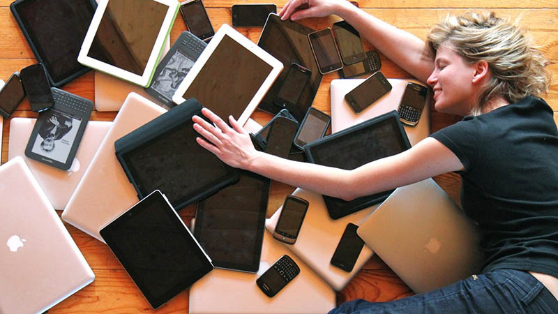 Mạng xã hội khiến người ta ít giao tiếp hơn