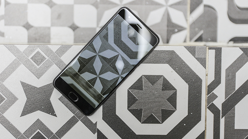 Trên tay Xiaomi Mi 6 Trên tay Xiaomi Mi 6