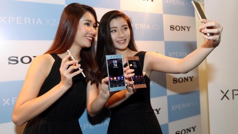 Sony Xperia XZs Sony Xperia XZs