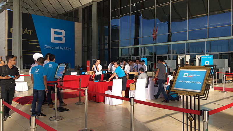 Sự kiện ra mắt Bphone 2 Sự kiện ra mắt Bphone 2