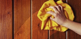Mẹo vệ sinh tủ gỗ siêu sạch ít người biết
