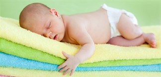 Tác hại của nước xả vải đối với làn da bé