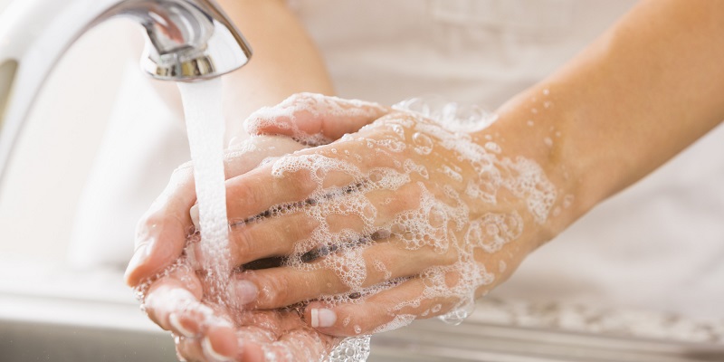 Không rửa tay sau khi đi vệ sinh ảnh hưởng đến hệ thần kinh