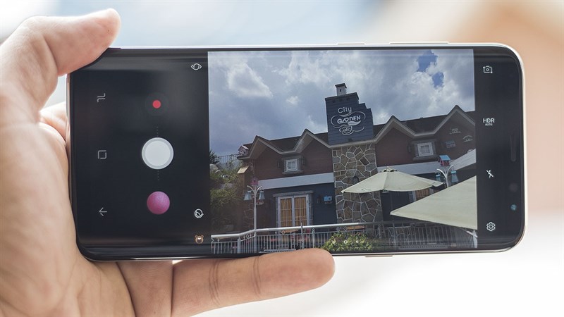 Note 8 chưa ra mắt, Galaxy S8 và S8 Plus đã giảm giá vài triệu đồng - ảnh 1 Note 8 chưa ra mắt, Galaxy S8 và S8 Plus đã giảm giá vài triệu đồng - ảnh 1