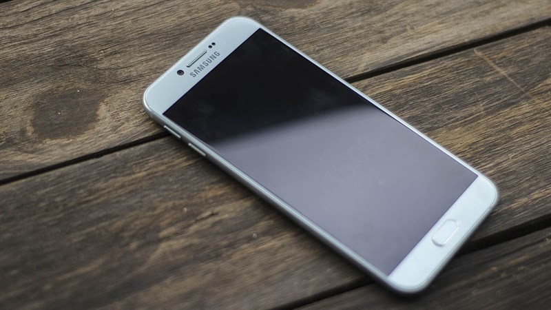 Samsung Galaxy A8 (2016) sẽ sớm được lên đời Android Nougat
