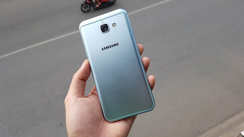 Samsung Galaxy A8 2016 Samsung Galaxy A8 2016