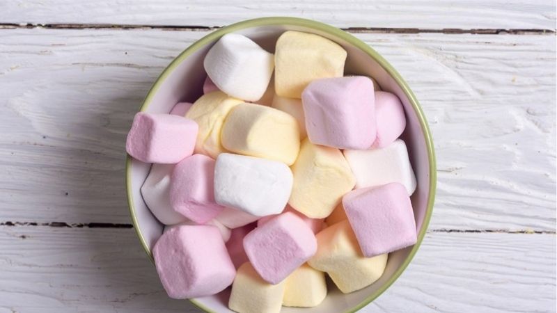 Giảm đau bằng kẹo dẻo marshmallow