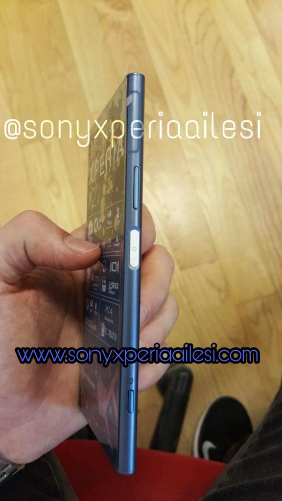Xperia XZ1 lộ nhiều ảnh trên tay người dùng, cấu hình chi tiết cũng được xác nhận Xperia XZ1 lộ nhiều ảnh trên tay người dùng, cấu hình chi tiết cũng được xác nhận