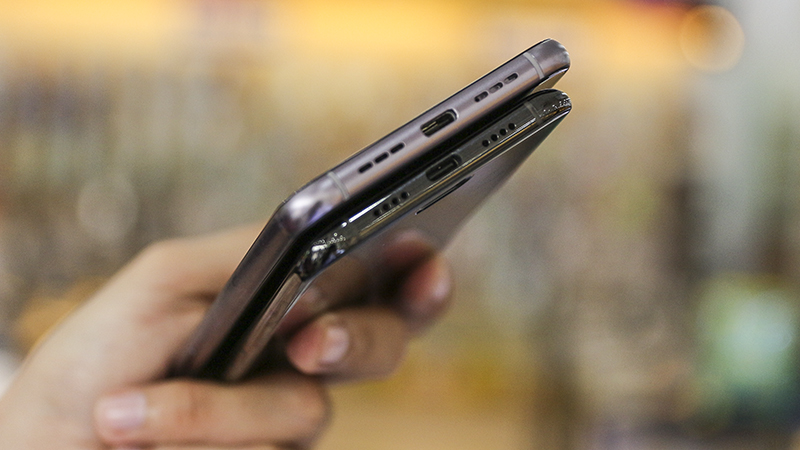 So sánh Bphone 2017 và Xiaomi Mi 6