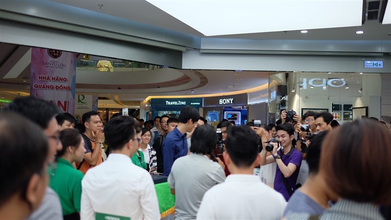 OPPO khai trương BRAND SHOP tại Phú Mỹ Hưng Quận 7 OPPO khai trương BRAND SHOP tại Phú Mỹ Hưng Quận 7