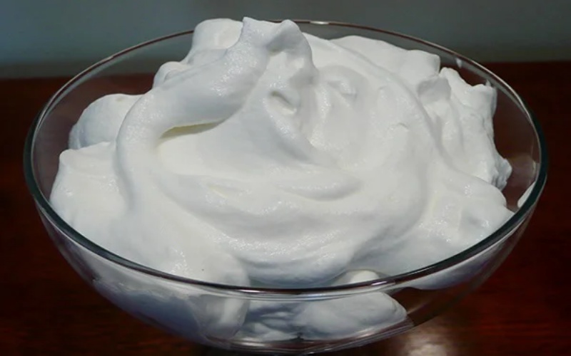 Cách làm Whipping Cream không dùng máy