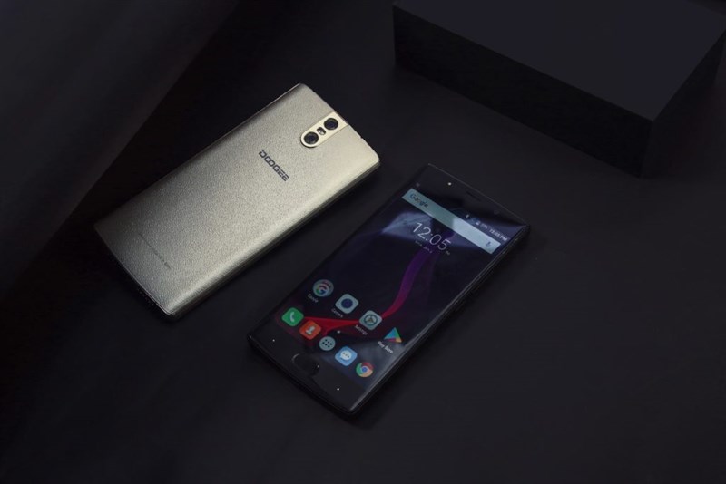 Doogee BL7000 Doogee BL7000