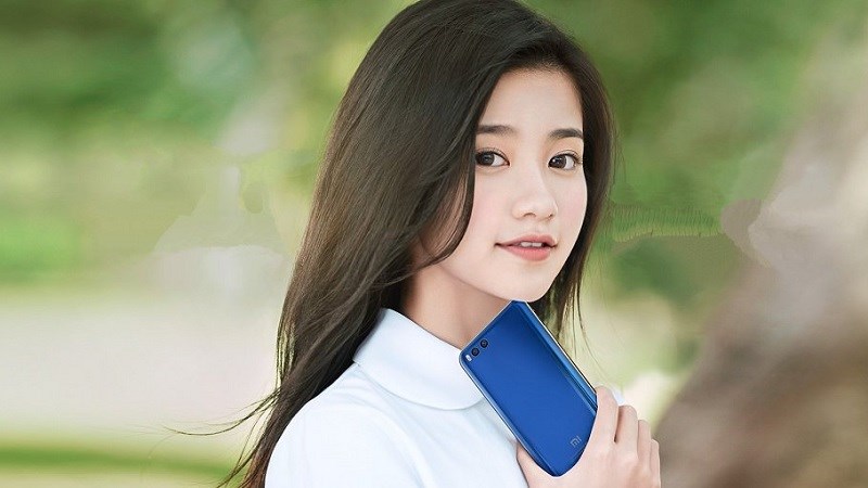 Xiaomi Mi 6 thiết kế nhôm kính, camera kép xóa phông, SND 835, RAM 6GB, giá thơm lên kệ TGDĐ Xiaomi Mi 6 thiết kế nhôm kính, camera kép xóa phông, SND 835, RAM 6GB, giá thơm lên kệ TGDĐ