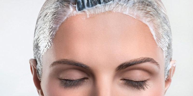 Nghiên cứu đã chỉ ra rằng sử dụng thuốc nhuộm tóc có thể tăng nguy cơ mắc ung thư vú, đặc biệt là với những người sử dụng thường xuyên. Để bảo vệ cho sức khỏe của mình, hãy tìm hiểu cách chọn lựa sản phẩm an toàn và hạn chế sử dụng thuốc nhuộm tóc. Hãy xem ngay hình ảnh liên quan để biết thêm chi tiết này.