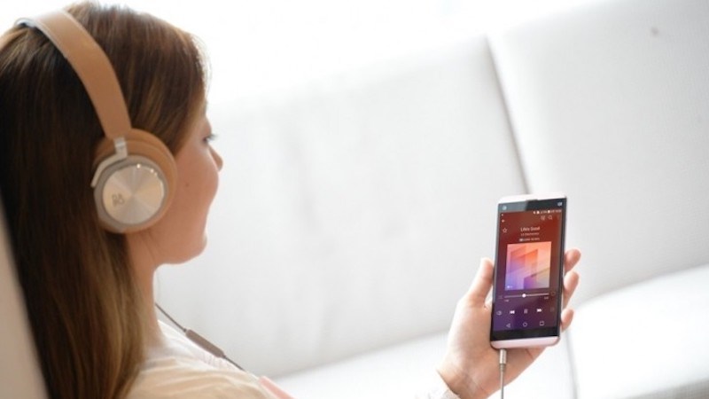LG Q8 LG Q8