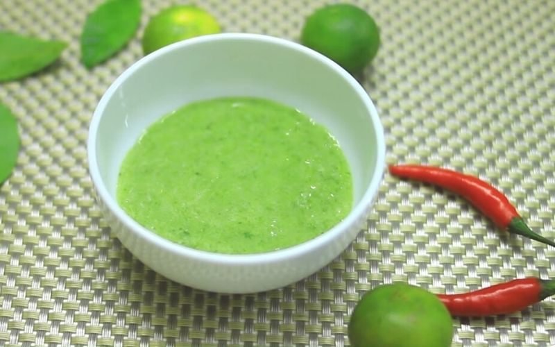 How to make attractive and delicious seafood green chili salt at home