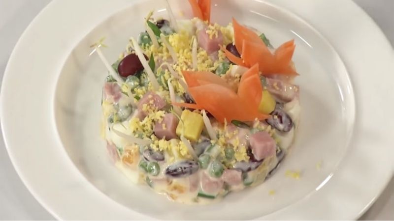 Salad cam đậu đỏ cùng sốt Mayonnaise