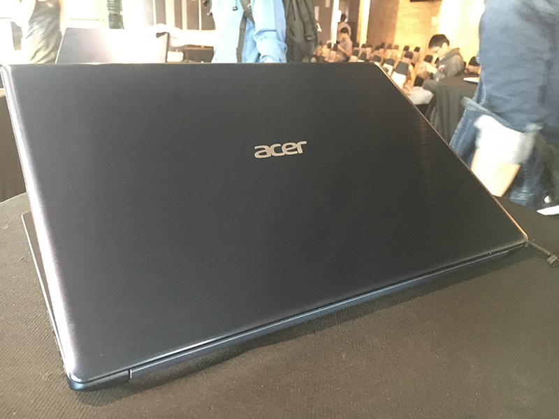 acer11_800x600