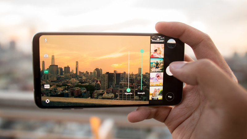 Cine Effect và Point Zoom là 2 điểm nhấn trong LG Cine Video