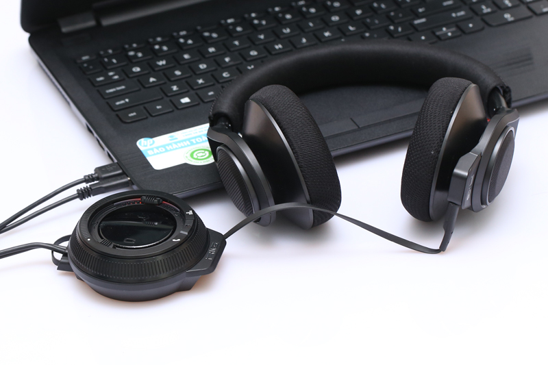 Tai nghe Gaming Plantronics giảm sốc