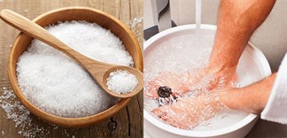 Ngâm chân với nước muối loãng 15 phút mỗi ngày