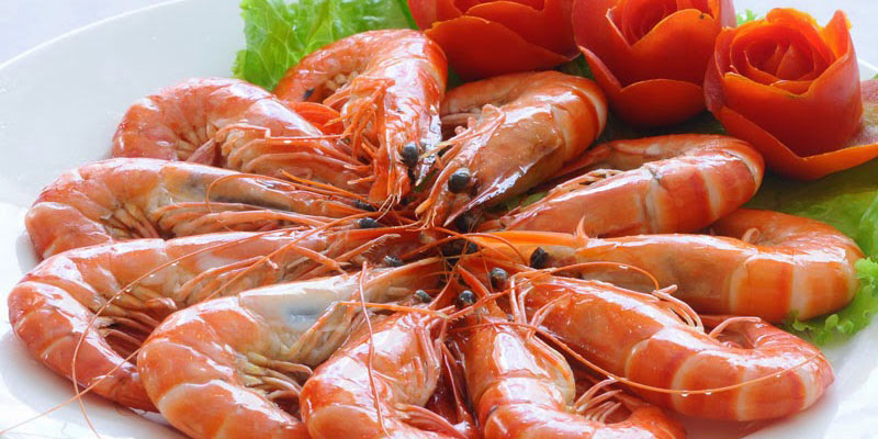 Không nấu cà rốt với thủy hải sản có vỏ