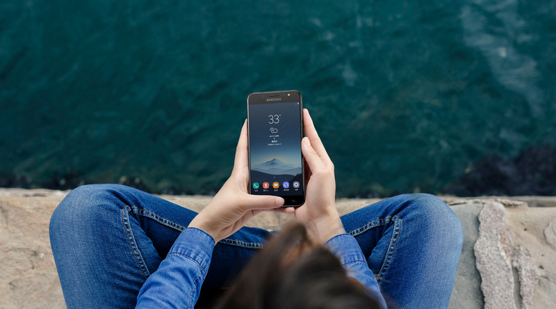 Galaxy C8 sắp lên kệ