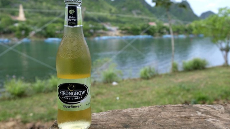 Strongbow Elderflower - Strongbow hoa Elder