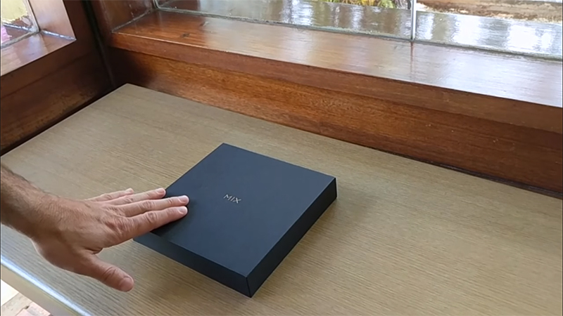 Mở hộp Xiaomi Mi MIX 2