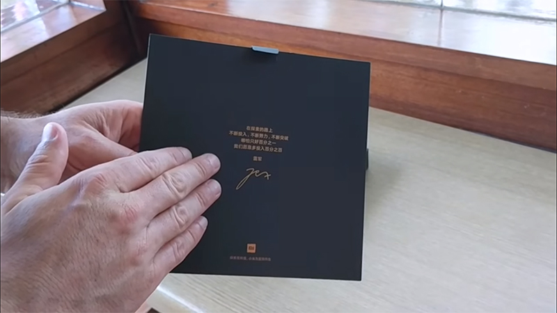 Mở hộp Xiaomi Mi MIX 2
