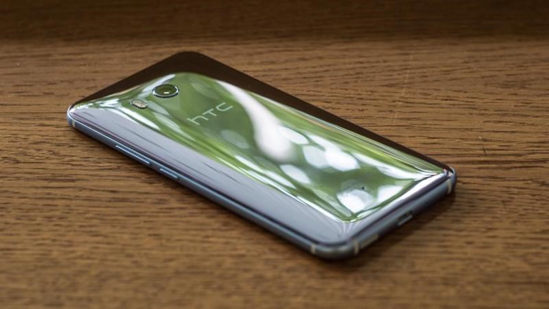 HTC U11 Life
