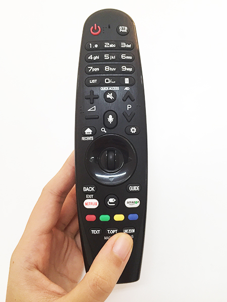 Cách sử dụng điều khiển thông minh Magic Remote của Smart tivi LG 2017 > Nút Live Zoom