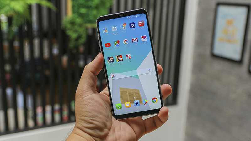 Trên tay LG V30 tại Việt Nam Trên tay LG V30 tại Việt Nam