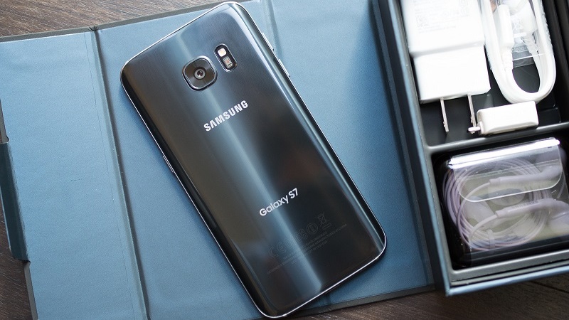 Samsung Galaxy S7 Samsung Galaxy S7