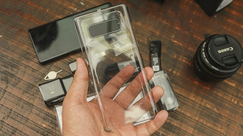 Trên tay Galaxy Note 8 chính hãng Trên tay Galaxy Note 8 chính hãng