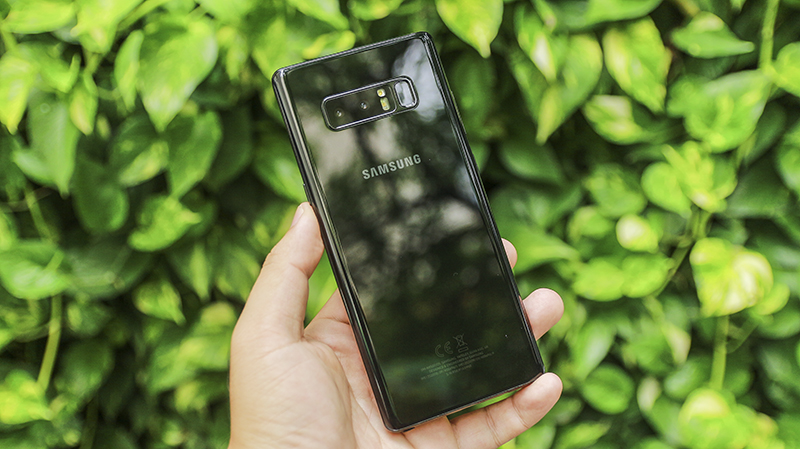 Trên tay Galaxy Note 8 chính hãng Trên tay Galaxy Note 8 chính hãng