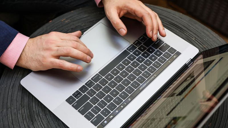 macbook_800x450 macbook_800x450