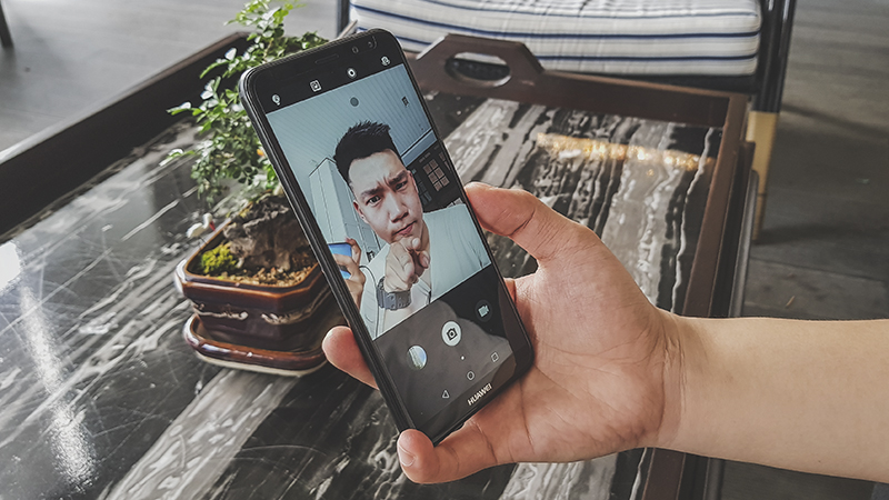 Camera selfie điện thoại Huawei Nova 2i