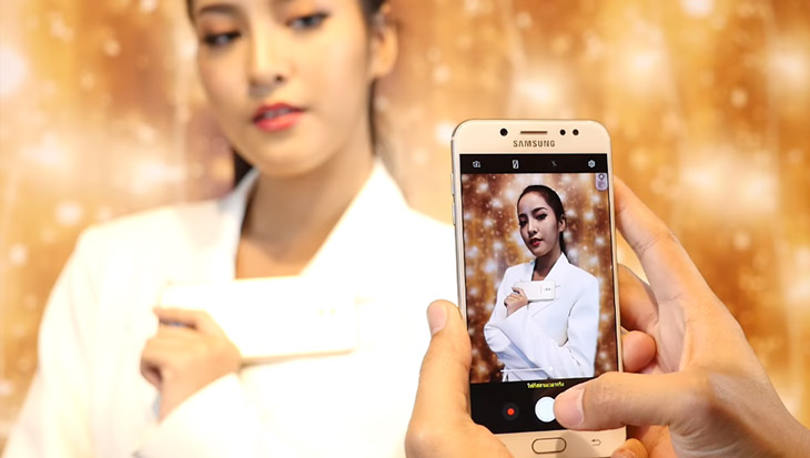 Samsung J7 Plus chuẩn bị lên kệ: camera kép, mạnh hơn, selfie ngon > Samsung J7 Plus chuẩn bị lên kệ: camera kép, tầm trung, mạnh hơn