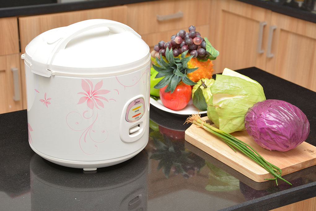 5 nồi cơm điện giảm giá cực sốc tháng 10 tại Điện máy XANH > Nồi cơm nắp gài Midea MR-CM18SQ