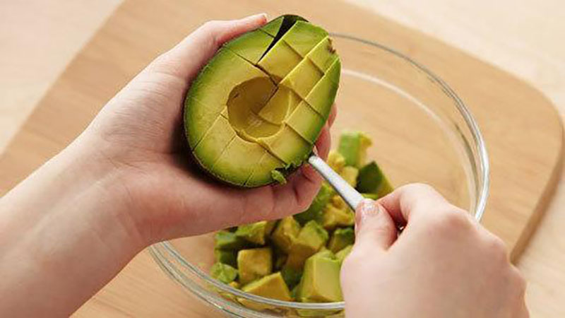 Cách làm sinh tố bơ ngon đơn giản Cách làm sinh tố bơ ngon đơn giản