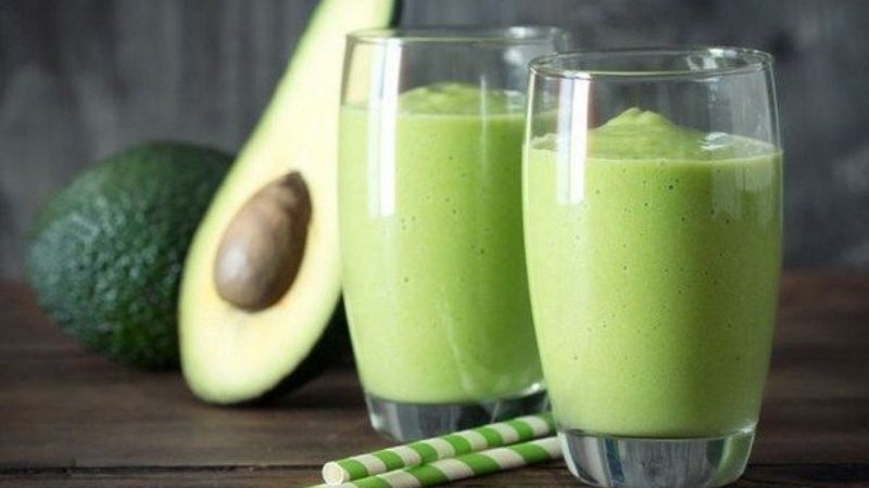 How to make simple delicious avocado smoothie without bitterness
