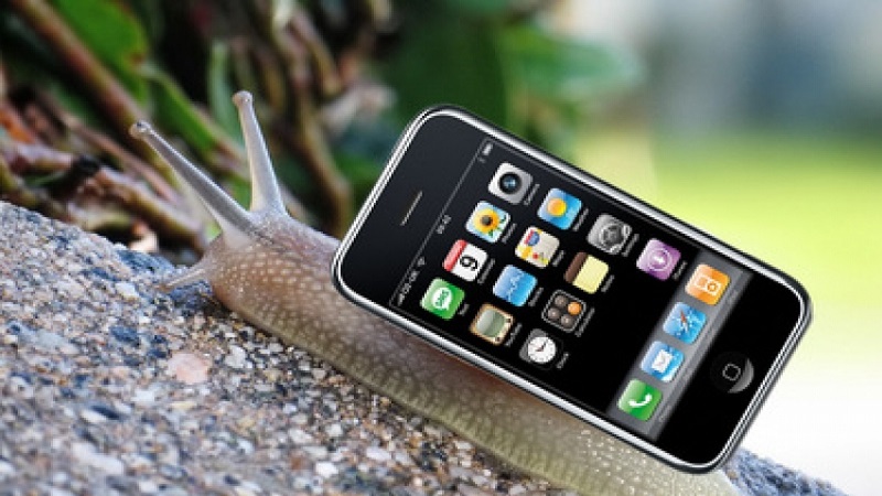 iPhone chạy chậm cũng gây ảnh hưởng xấu đến môi trường