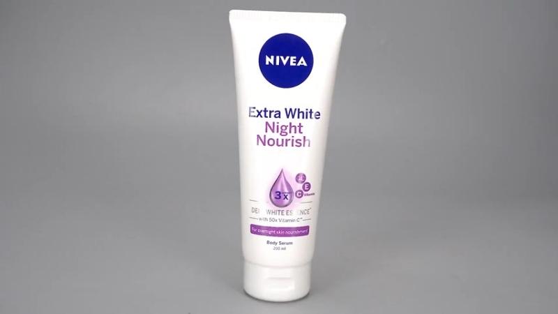 Sữa dưỡng thể Nivea trắng da ban đêm 200ml